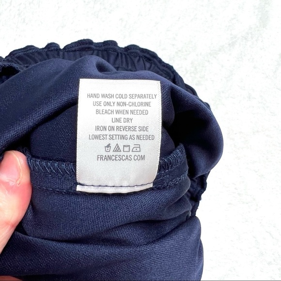 Francesca’s Navy Lace Shabby Chic Flutter Sleeve Keyhole Romper Size Small - Picture 13 of 16